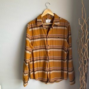 NWT Goodfellow button up shirt size medium